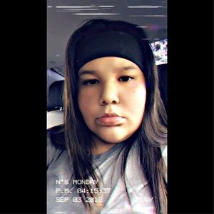 Meet your Posher, Nayeli